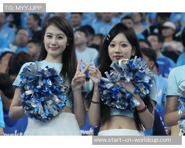 韩国足球美女展现魅力与实力球场内外的风采与热情交织